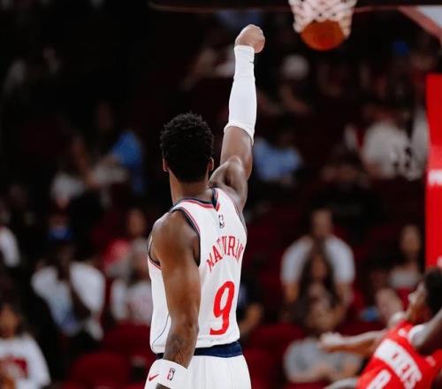 马龙点评约,基奇归来,虽带伤势却,博鱼体育官网,博鱼体育app,博鱼体育APP下载